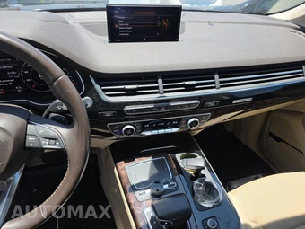 2018 Audi Q7 3.0T Prestige – miniatura 11