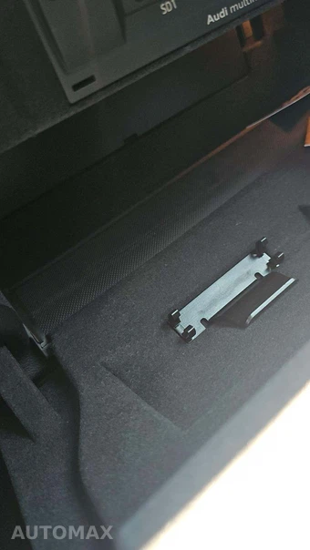 2018 Audi RS 3 Sedan – miniatura 18