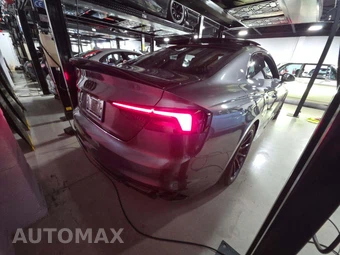 2018 Audi RS 5 Coupe – miniatura 3