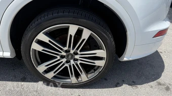 2018 Audi SQ5 Premium Plus - miniatura 11