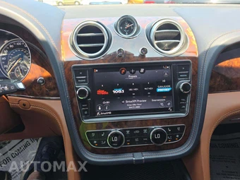 2018 Bentley Bentayga Activity Edition - miniatura 10