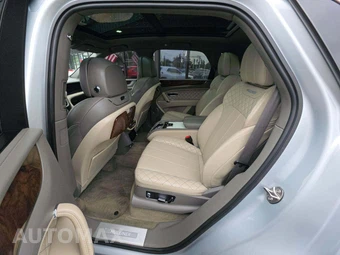 2018 Bentley Bentayga Mulliner W12 - miniatura 13
