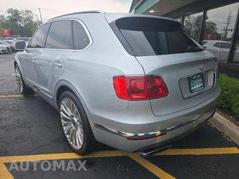 2018 Bentley Bentayga Mulliner W12 - miniatura 2