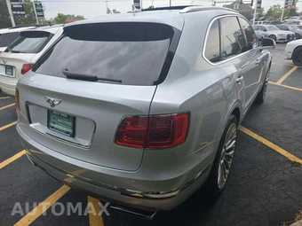 2018 Bentley Bentayga Mulliner W12 - miniatura 3