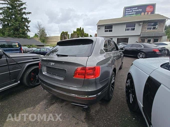 2018 Bentley Bentayga Onyx - miniatura 3