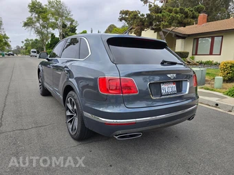 2018 Bentley Bentayga Onyx - miniatura 10