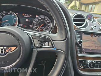 2018 Bentley Bentayga Onyx - miniatura 19