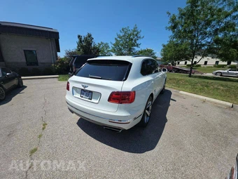 2018 Bentley Bentayga Onyx W12 - miniatura 3