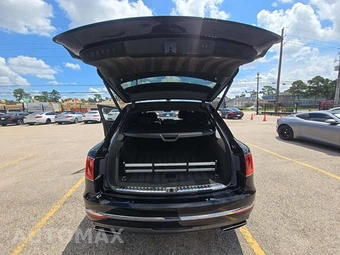 2018 Bentley Bentayga W12 - miniatura 11
