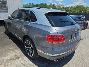 2018 Bentley Bentayga W12 - miniatura 6