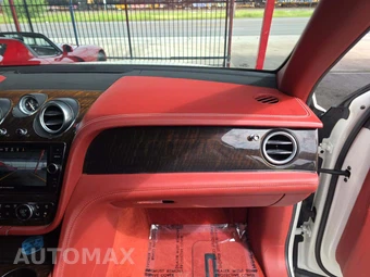 2018 Bentley Bentayga W12 - miniatura 19