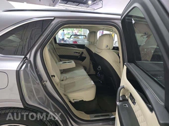 2018 Bentley Bentayga W12 - miniatura 16