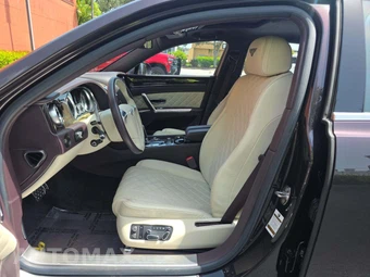 2018 Bentley Flying Spur V8 - miniatura 3