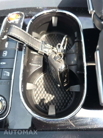 2018 Bentley Flying Spur V8 - miniatura 8