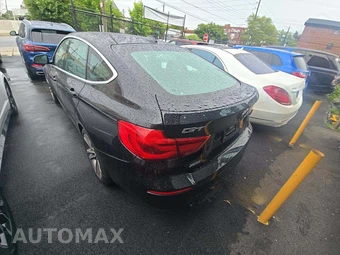 2018 BMW 3 Series Gran Turismo 330i xDrive Hatchback - miniatura 2