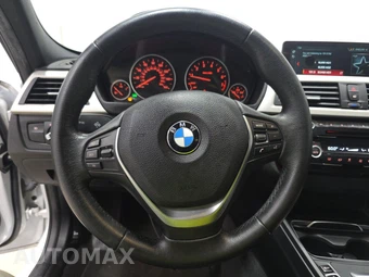 2018 BMW 3 Series Sedan 320i SPORT LINE - miniatura 10