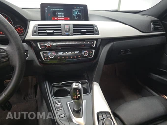 2018 BMW 3 Series Sedan 320i SPORT LINE - miniatura 11