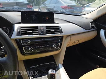 2018 BMW 3 Series Sedan 320i - miniatura 11