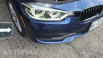 2018 BMW 3 Series Sedan 320i - miniatura 27