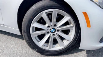 2018 BMW 3 Series Sedan 320i - miniatura 4