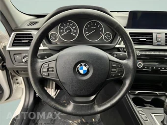 2018 BMW 3 Series Sedan 320i xDrive - miniatura 25