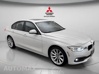 2018 BMW 3 Series Sedan 320i xDrive - miniatura 3