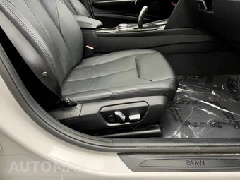 2018 BMW 3 Series Sedan 320i xDrive - miniatura 33
