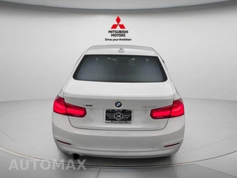 2018 BMW 3 Series Sedan 320i xDrive - miniatura 5