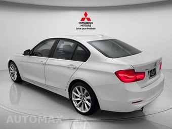 2018 BMW 3 Series Sedan 320i xDrive - miniatura 6