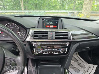 2018 BMW 3 Series Sedan 320i xDrive - miniatura 10