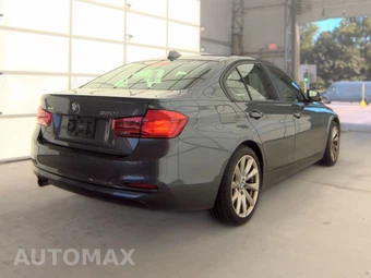 2018 BMW 3 Series Sedan 320i xDrive - miniatura 4