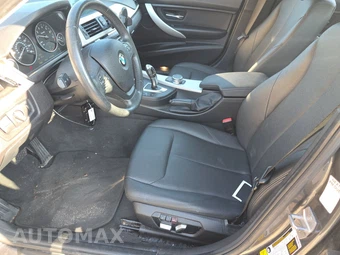 2018 BMW 3 Series Sedan 320i xDrive - miniatura 7