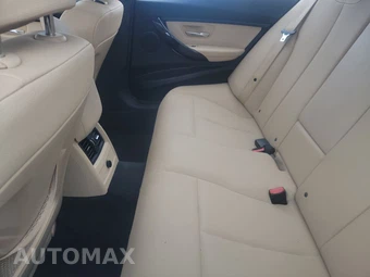 2018 BMW 3 Series Sedan 320i xDrive - miniatura 12