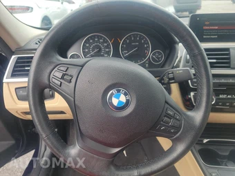 2018 BMW 3 Series Sedan 320i xDrive - miniatura 9