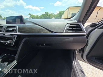 2018 BMW 3 Series Sedan 320i xDrive - miniatura 19