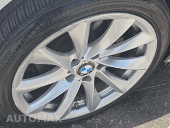 2018 BMW 3 Series Sedan 320i xDrive - miniatura 21