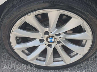 2018 BMW 3 Series Sedan 320i xDrive - miniatura 23
