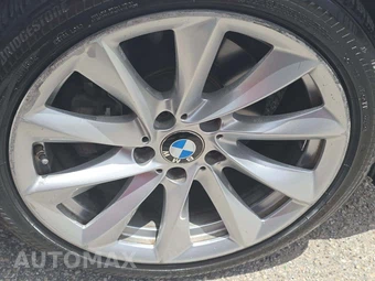 2018 BMW 3 Series Sedan 320i xDrive - miniatura 26