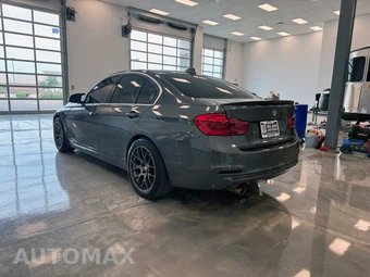 2018 BMW 3 Series Sedan 328d - miniatura 3
