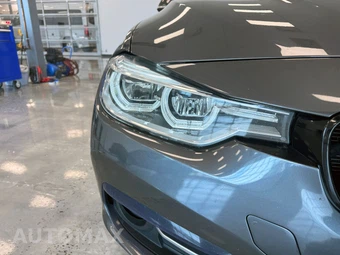 2018 BMW 3 Series Sedan 328d - miniatura 9
