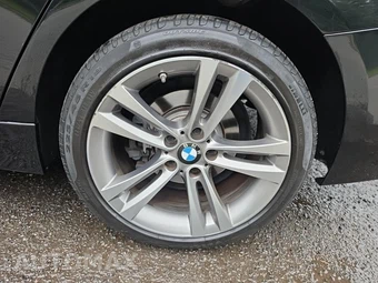 2018 BMW 3 Series Sedan 328d xDrive - miniatura 18