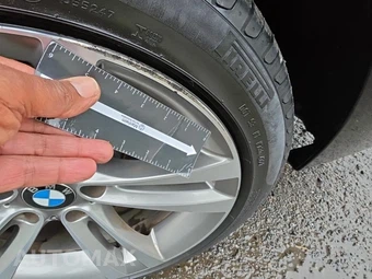 2018 BMW 3 Series Sedan 328d xDrive - miniatura 22