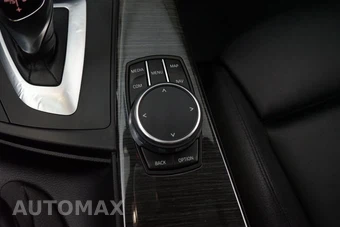 2018 BMW 3 Series Sedan 330i SPORT LINE - miniatura 11