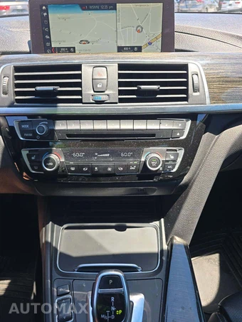 2018 BMW 3 Series Sedan 330i SPORT LINE - miniatura 10