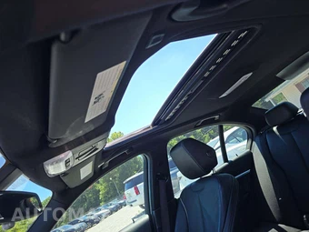 2018 BMW 3 Series Sedan 330i SPORT LINE - miniatura 11