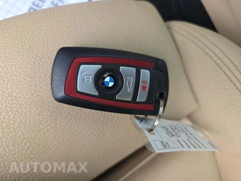 2018 BMW 3 Series Sedan 330i SPORT LINE - miniatura 8