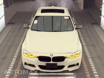 2018 BMW 3 Series Sedan 330i xDrive M SPORT LINE - miniatura 2