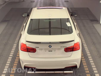 2018 BMW 3 Series Sedan 330i xDrive M SPORT LINE - miniatura 5