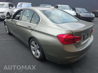 2018 BMW 3 Series Sedan 330i xDrive - miniatura 2