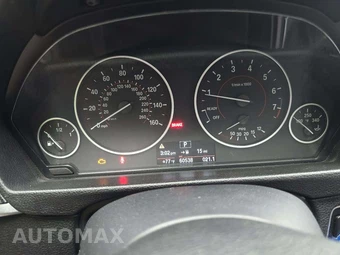 2018 BMW 3 Series Sedan 330i xDrive - miniatura 9